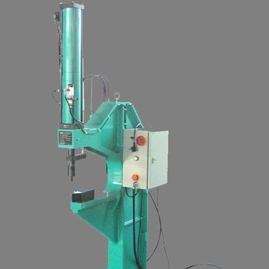 ECR03 pneumatic brake shoe riveting machine